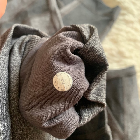 Lululemon Wunder under HR tight tech mesh 28” - Picture 4 of 5